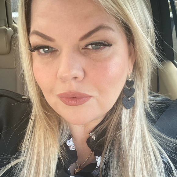 Meet your Posh Ambassador, Aly Daniel! - Picture 6 of 6